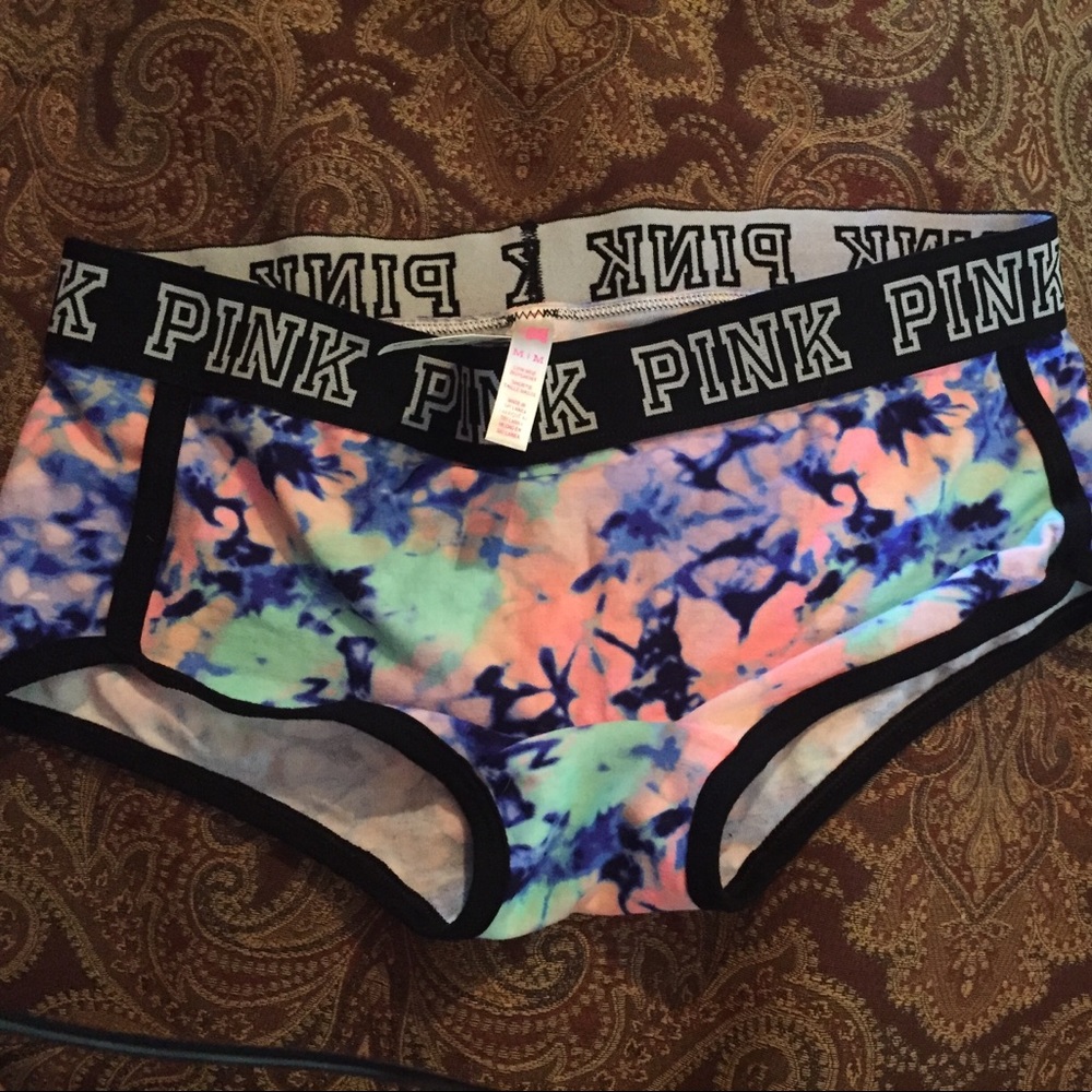 PINK VS Boyshort - Size M - 💥NWT!💥 NEVER WORN🛑