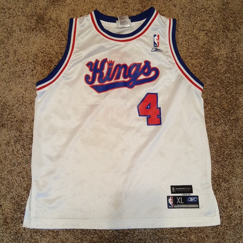 BOYS BASKETBALL JERSEYS