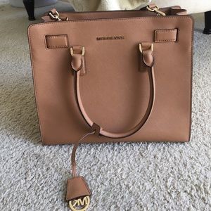 Michael Kors Sutton Bag