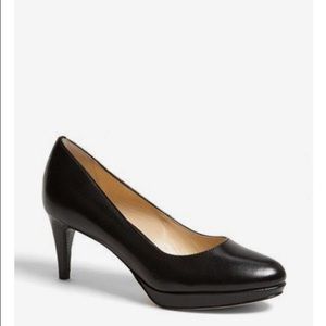 Cole Haan Pumps