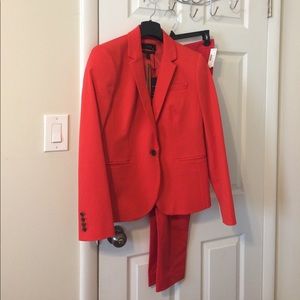 Red Suit
