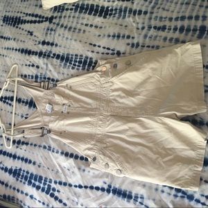 Calvin Klein Jean beige overall shorts
