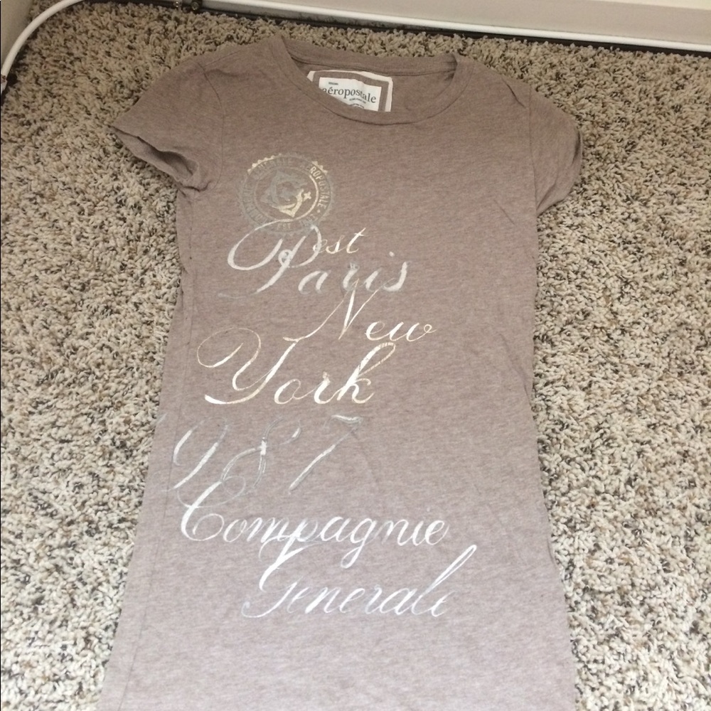 Woman's aéropostale xs shirt