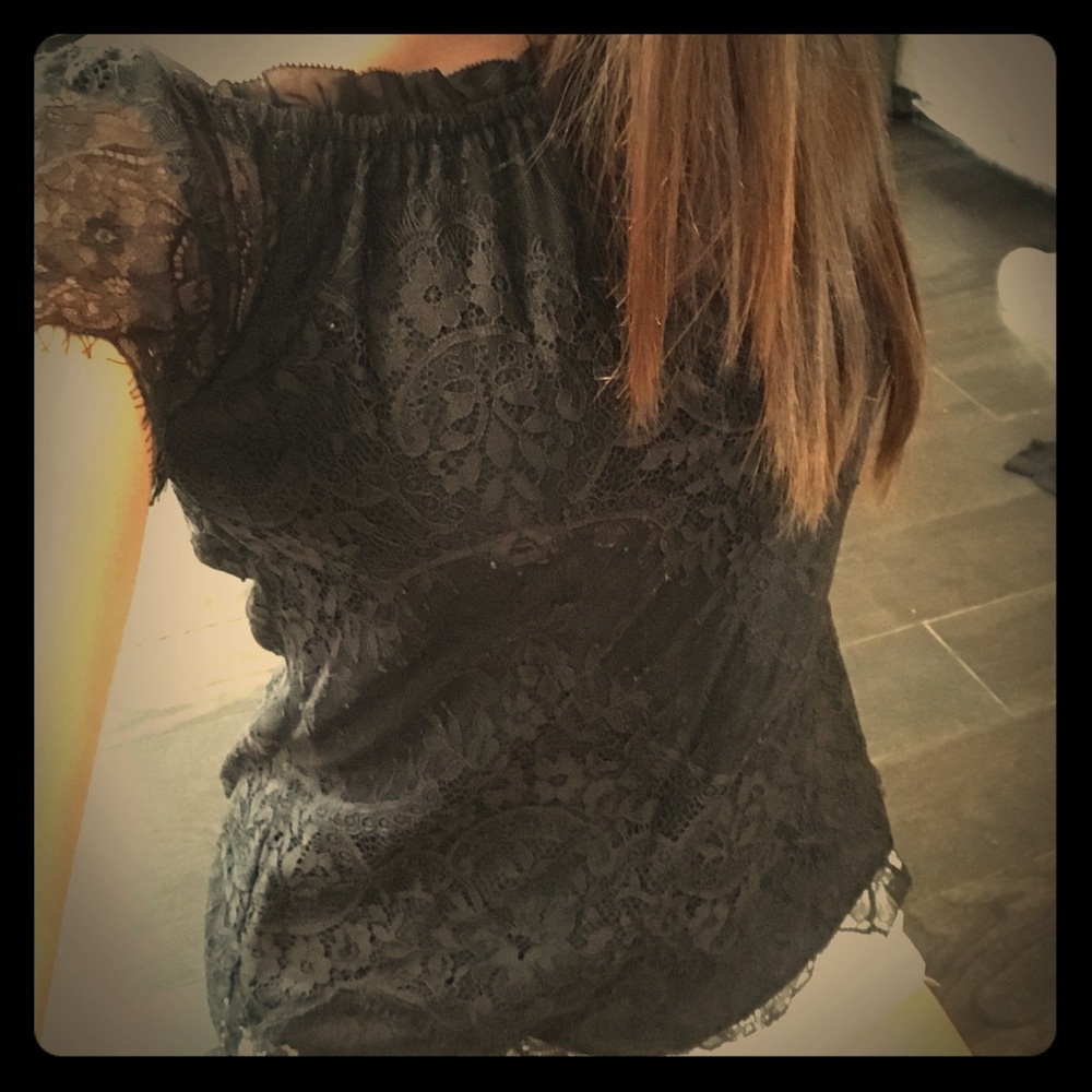 ‼️ SOLD ‼️ White House Black Market blouse