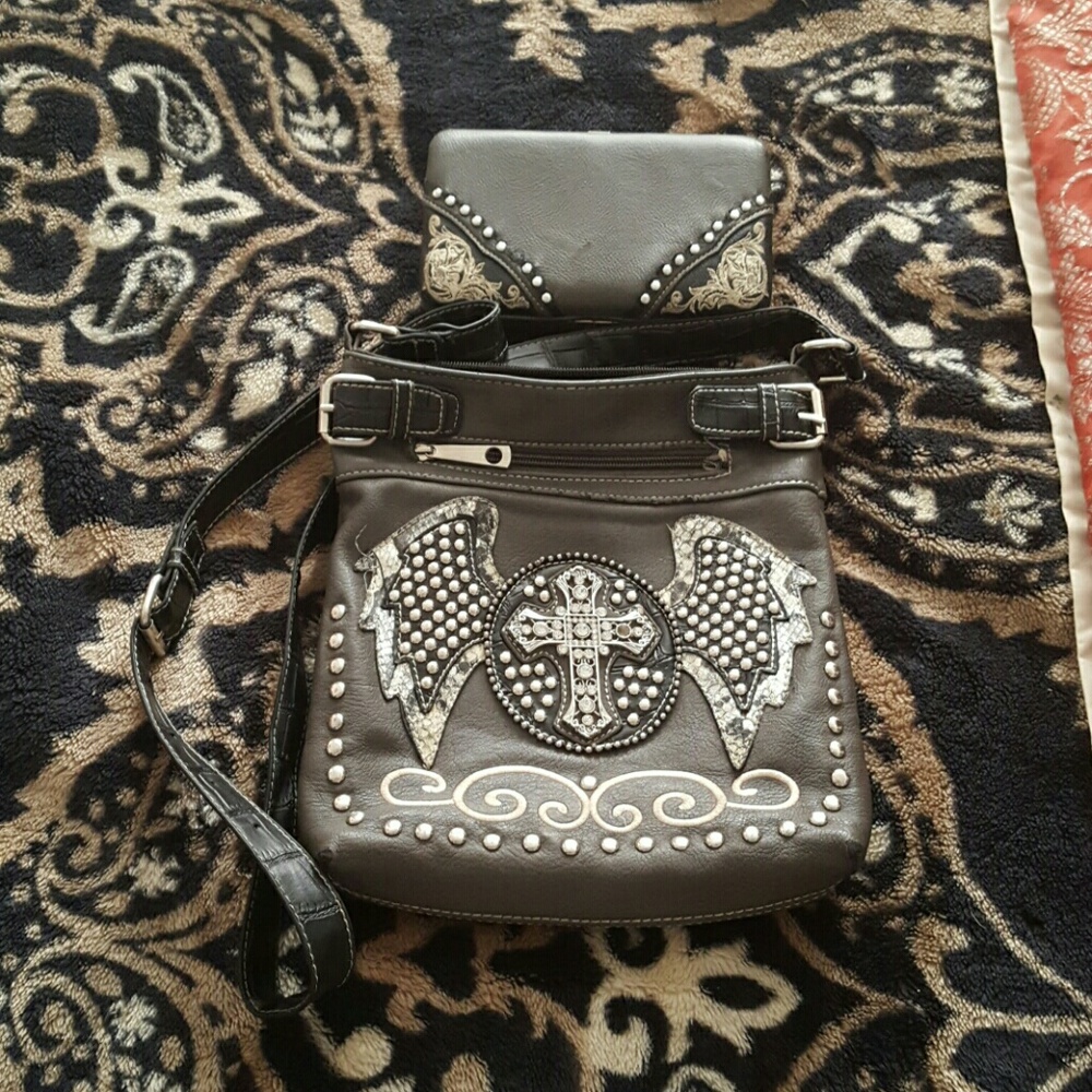 Cross body bag with matching clutch