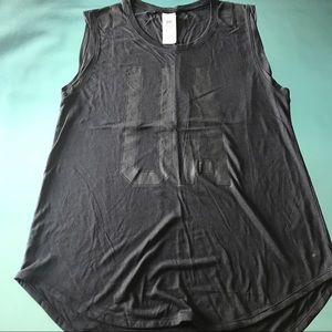 Under Armour muscle tank heat gear, size XL