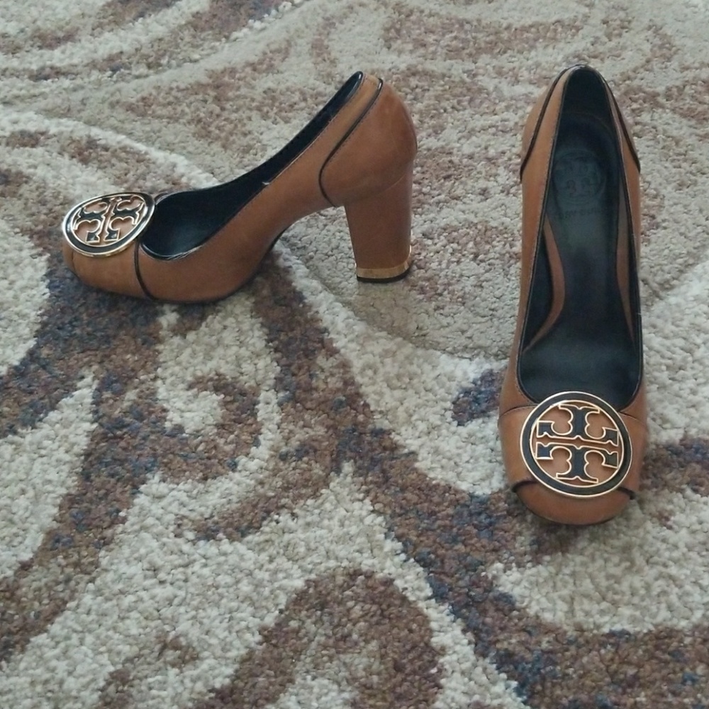 Tory Burch chunky heels size 6