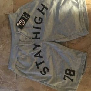 Stay high shorts