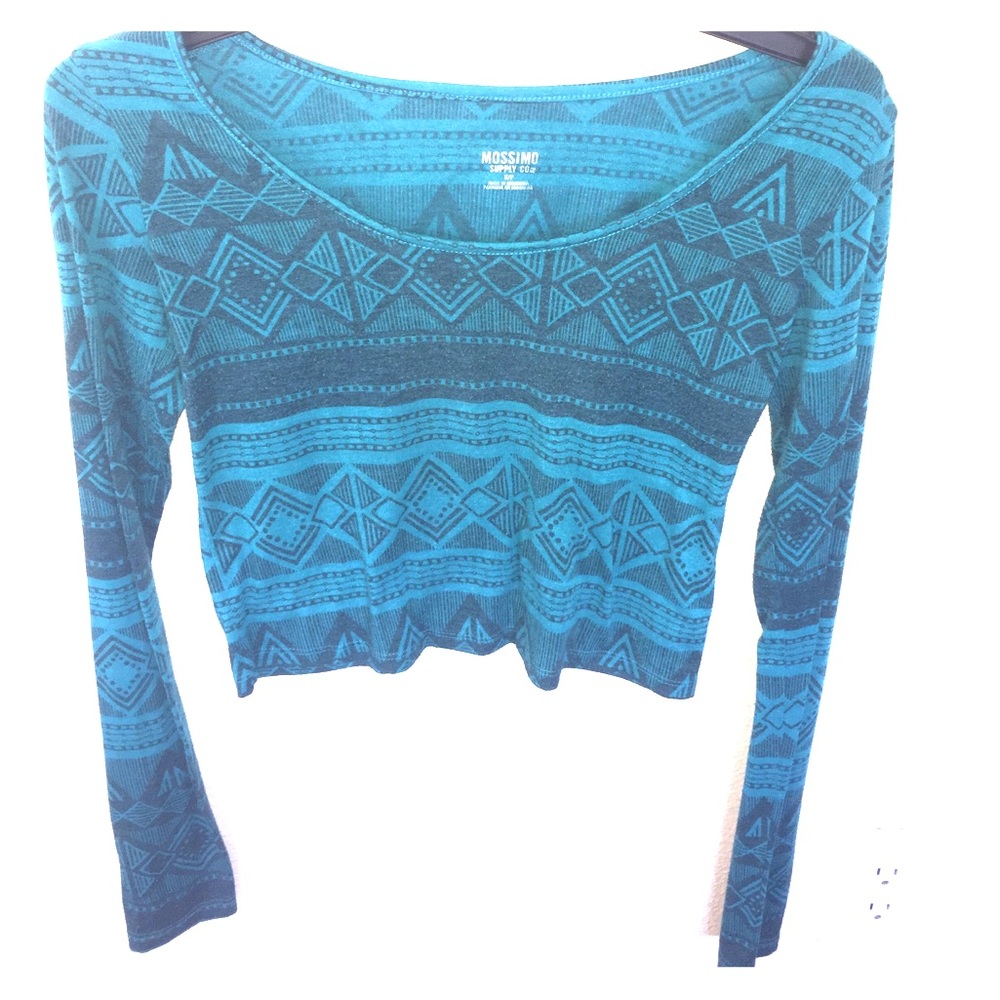 Cropped long sleeve tee!