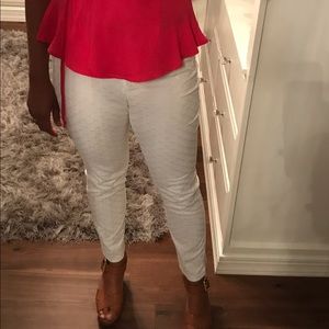 White subtle pattern skinny dress pants