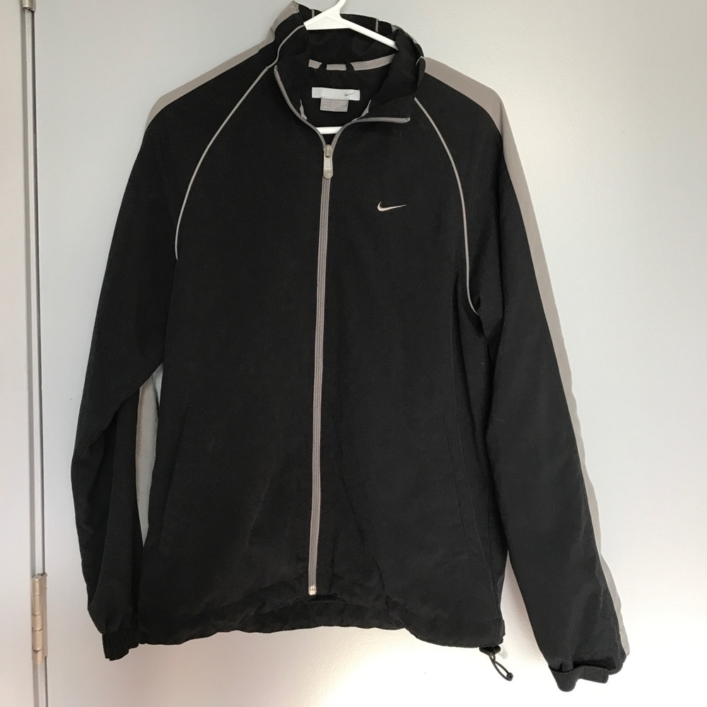 Nike track jacket sz S
