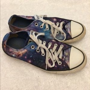 Galaxy Converse size women's 8