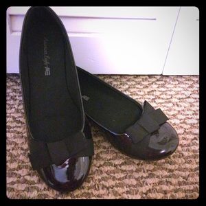 Black Patent Flats - Like New!