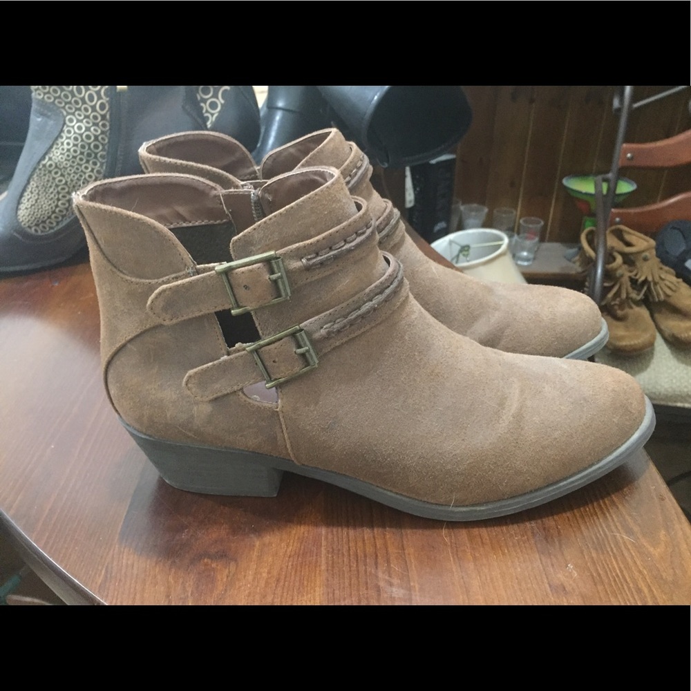 Carlos Santana booties