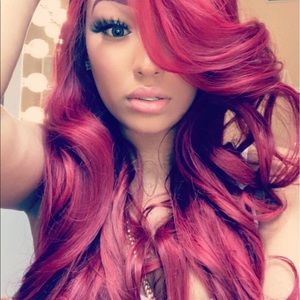 Meet your Posher, Noel