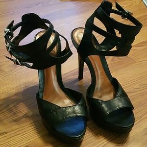 Aldo Black leather ankle strap with buckles heels