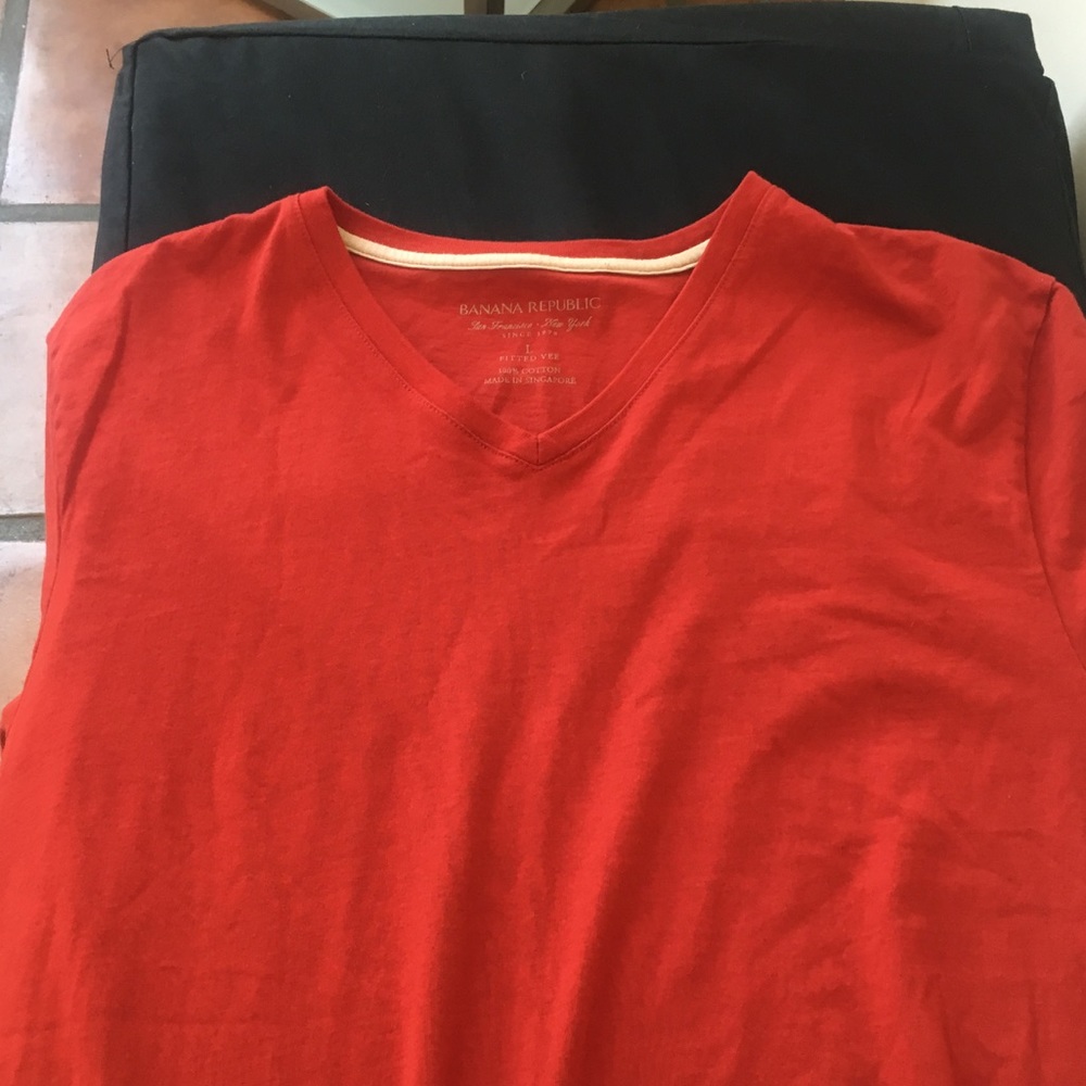 Large red v neck banana republic