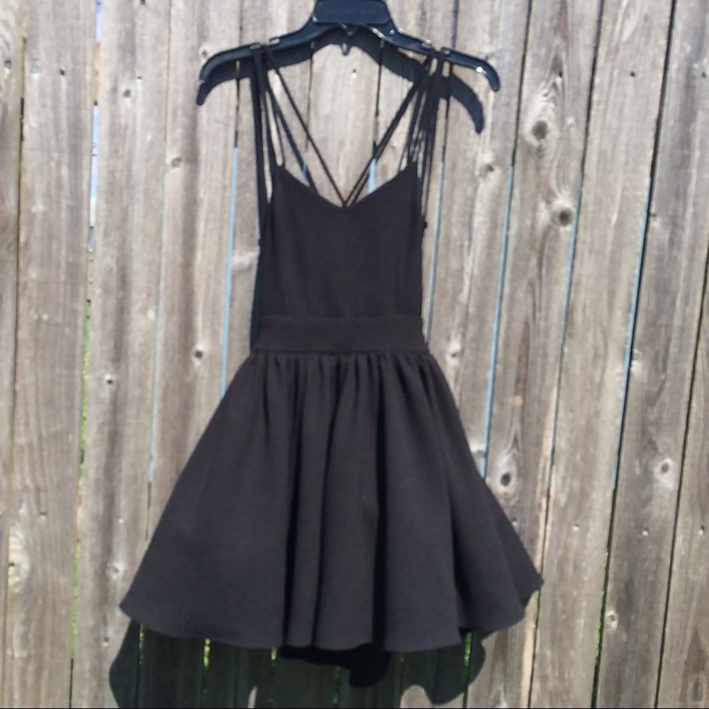 HP!!💃🏾💃🏾🎉🎉 NWT Windsor little black dress