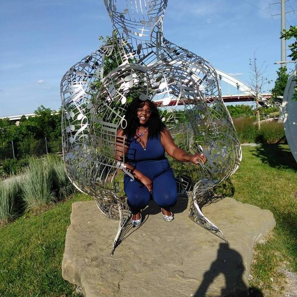 Meet your Posher, Bernice