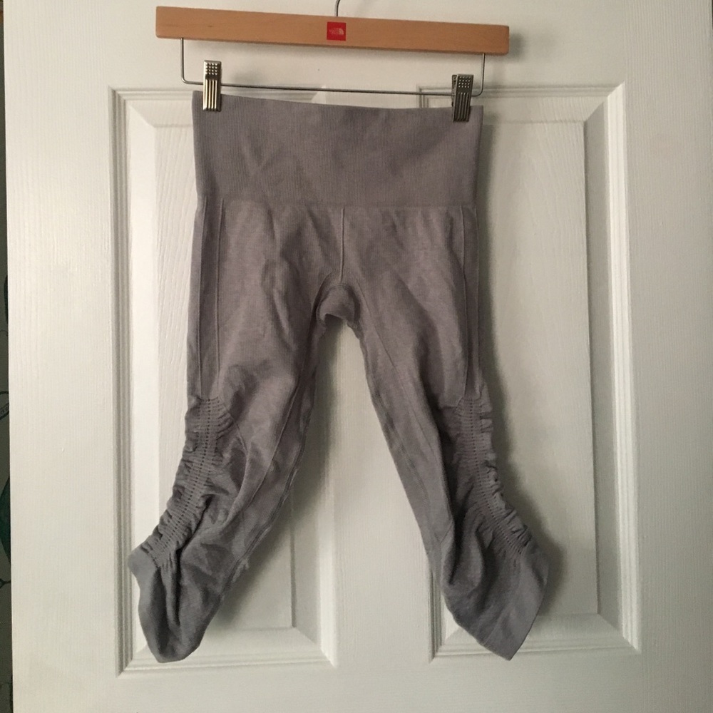 Lululemon seamless crop leggings