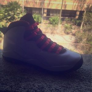 Jordan Wolf Grey Legion 10's Size 7 Gs