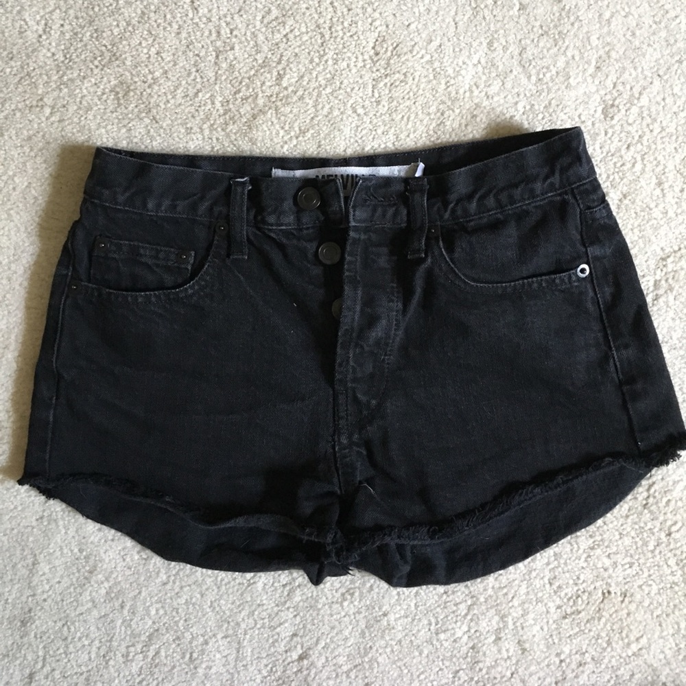 Brandy Melville Highwaisted Shorts