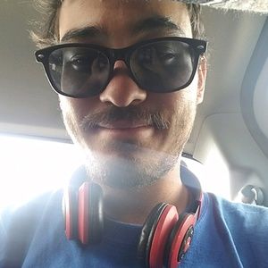 Meet your Posher, Taylor