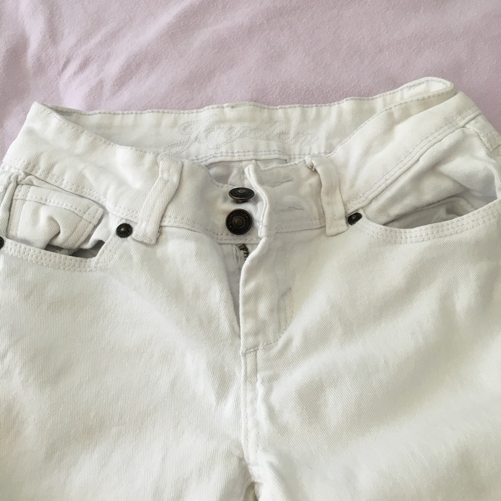 Jeans - Picture 2 of 3