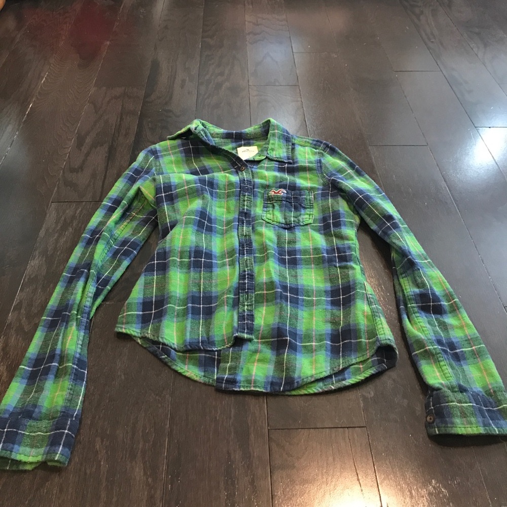 ‼️ SOLD ‼️ Hollister Plaid