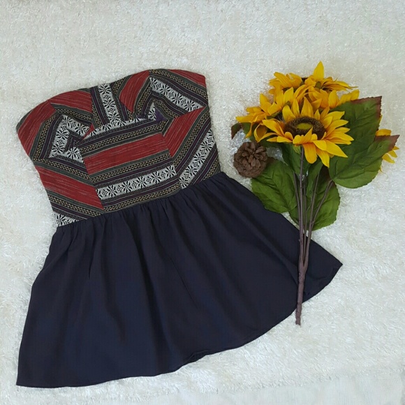 Anthropologie Tops - Anthropologie Pure Sugar strapless babydoll top