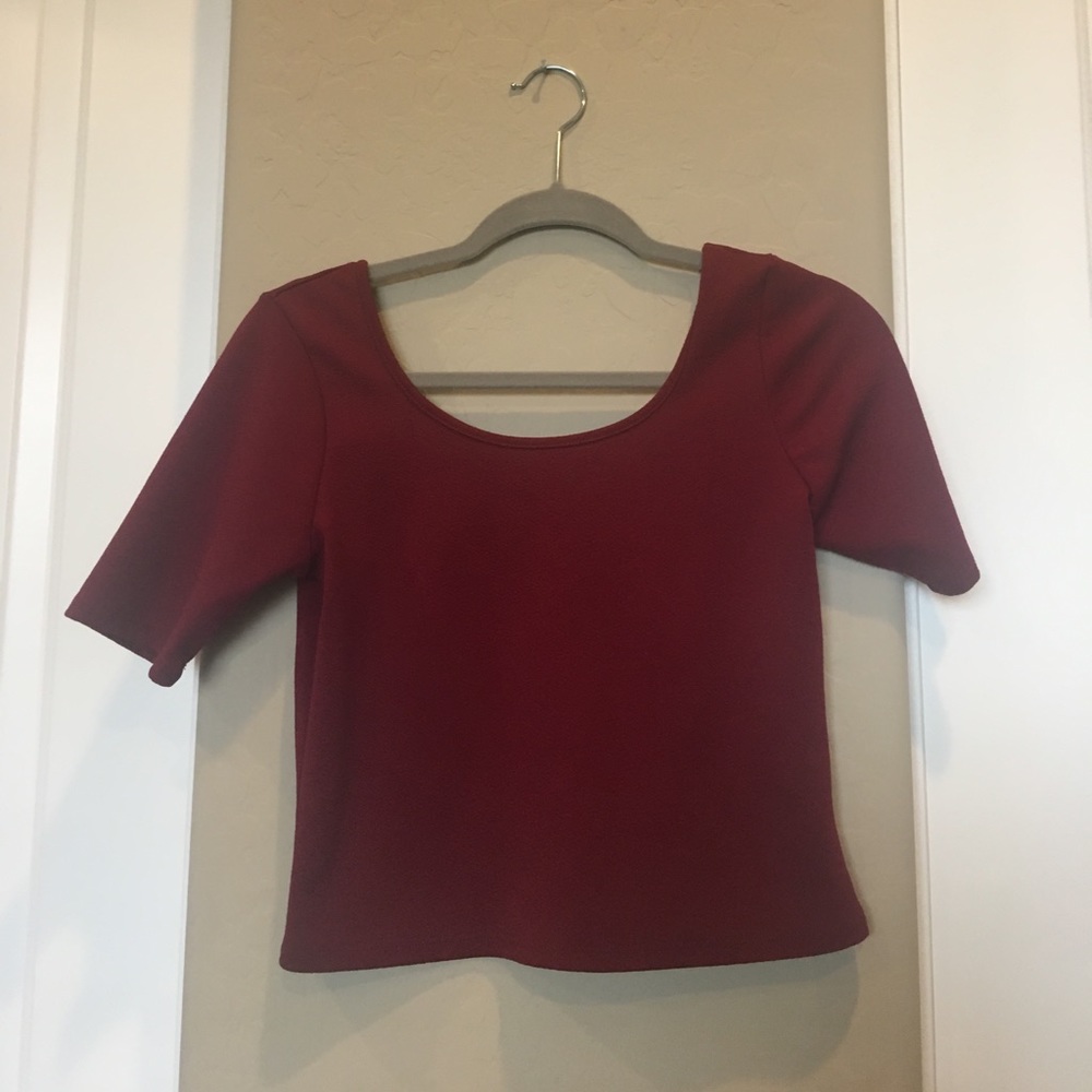 Crop top