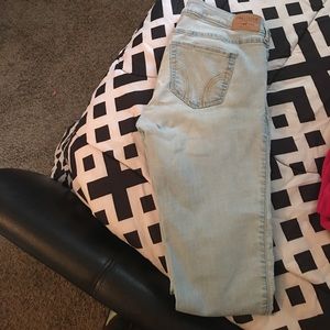 Hollister jeans in great condition