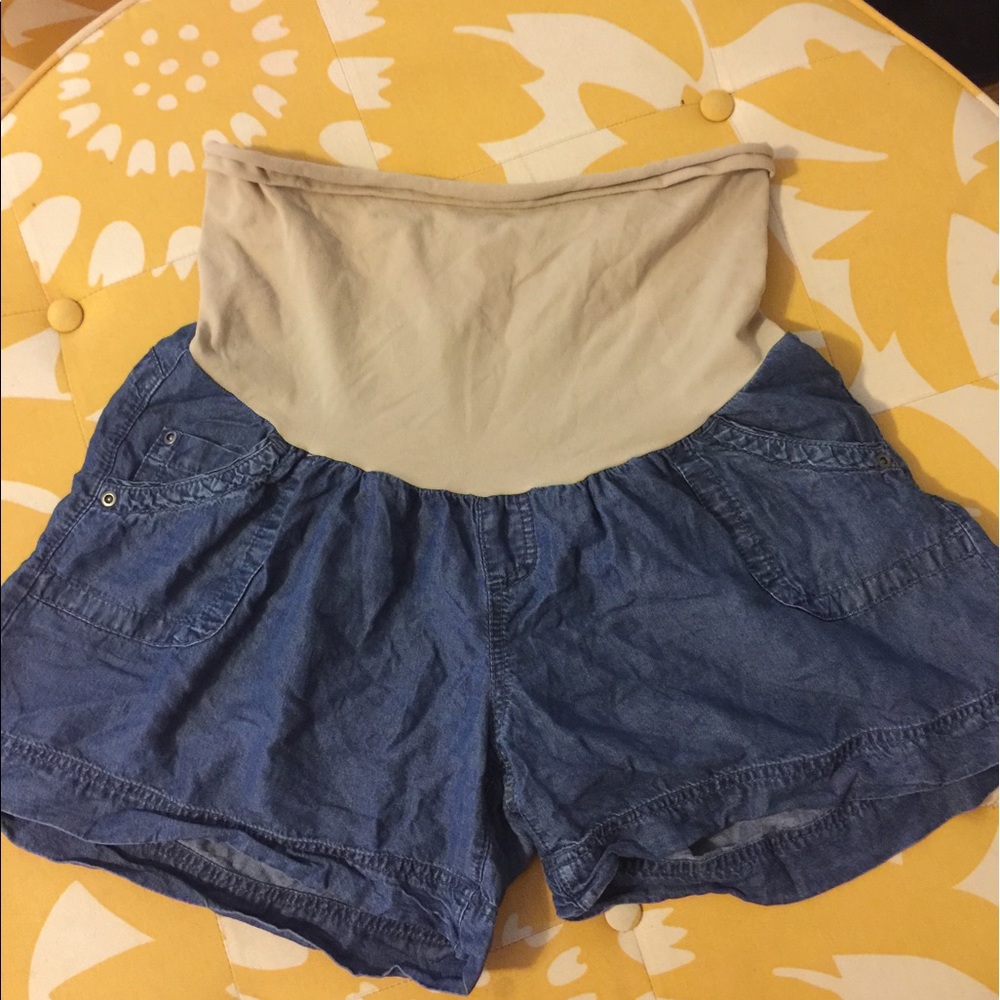 Denim maternity shorts