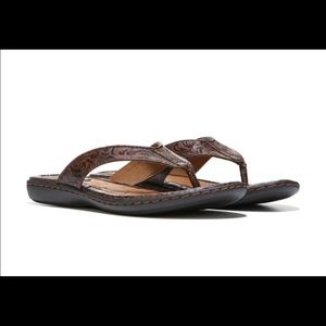 B.O.C. Brown Sandal Size 10