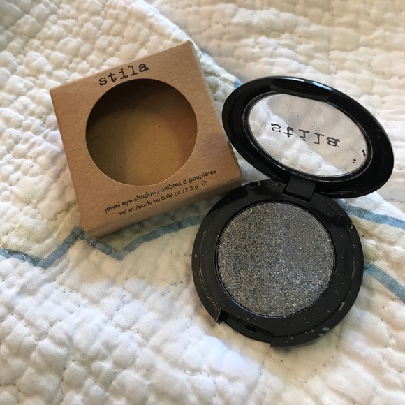 NIB Makeup Bundle - Picture 3 of 6