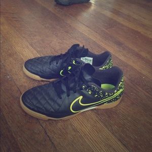 Nike indoor soccer shoes