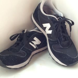 New Balance Sneakers