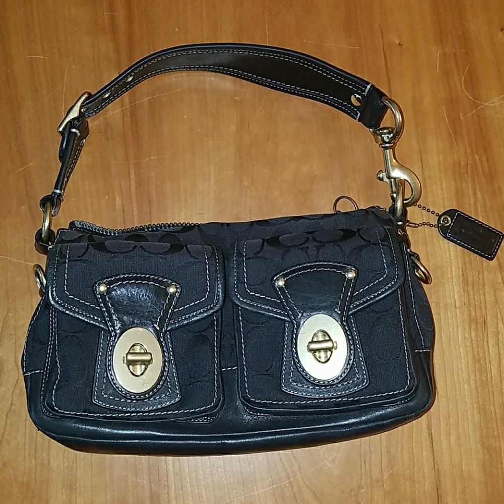 Coach shoulder handbag
