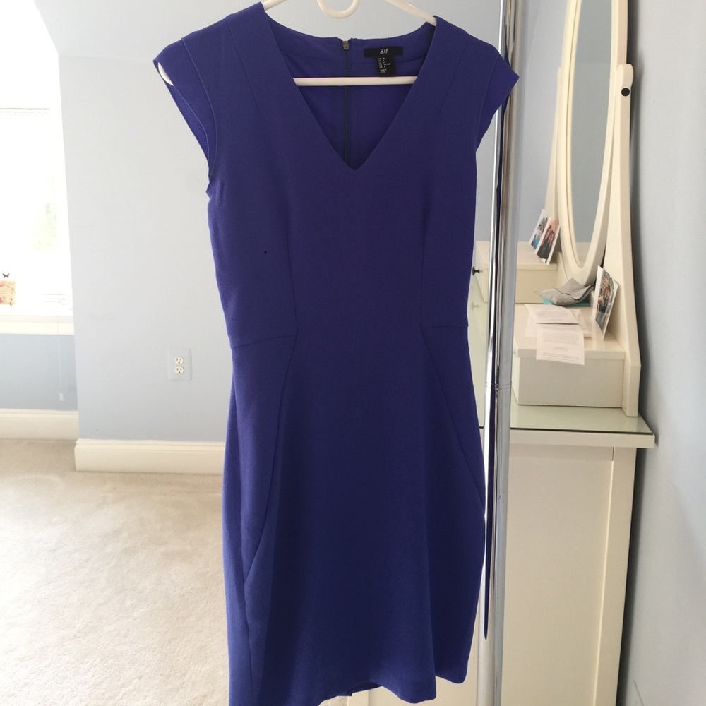 H&M fitted cap sleeve dress