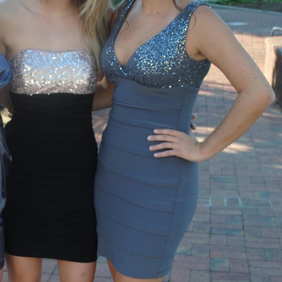 Gray bodycon dress {Dillard's} - Picture 1 of 2