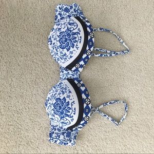 Two piece bikini set