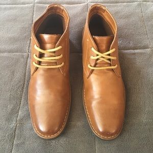 STEVE MADDEN CHUKKA BOOT SIZE 7