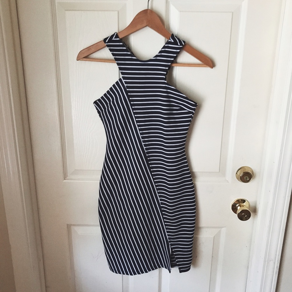 🔴SOLD🔴ZARA striped Bodycon dress - Picture 1 of 2