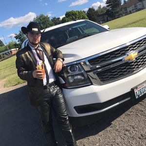 Meet your Posher, Noe