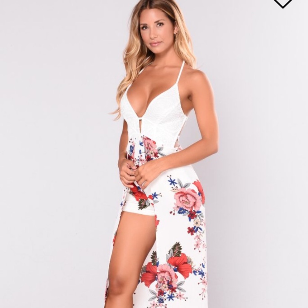 Floral fashion nova maxi dress