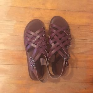 American Eagle sandals