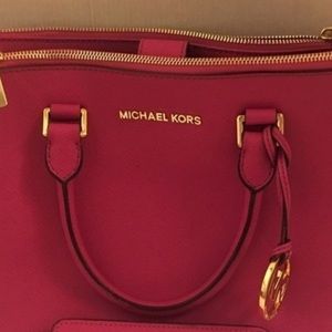 Michael Kors Tote