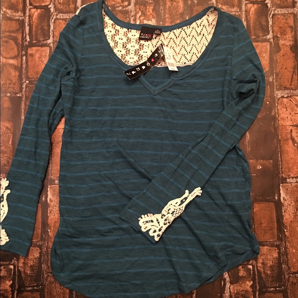 Brand new Eyecandy XL shirt