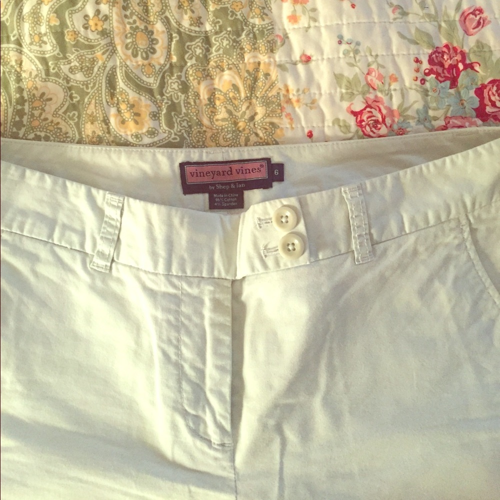 Vineyard Vines shorts