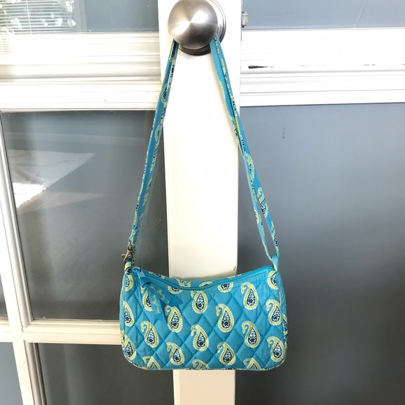 SOLD— Vera Bradley Amy - Retired Print - Picture 1 of 4